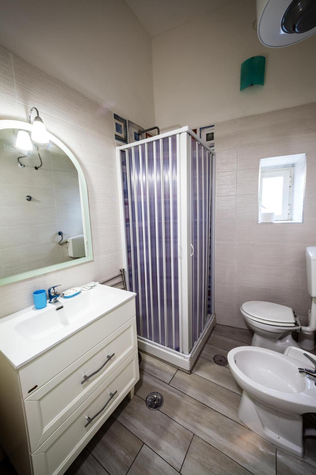 Mh Suites Rooms Apartments Bacoli Chambre photo