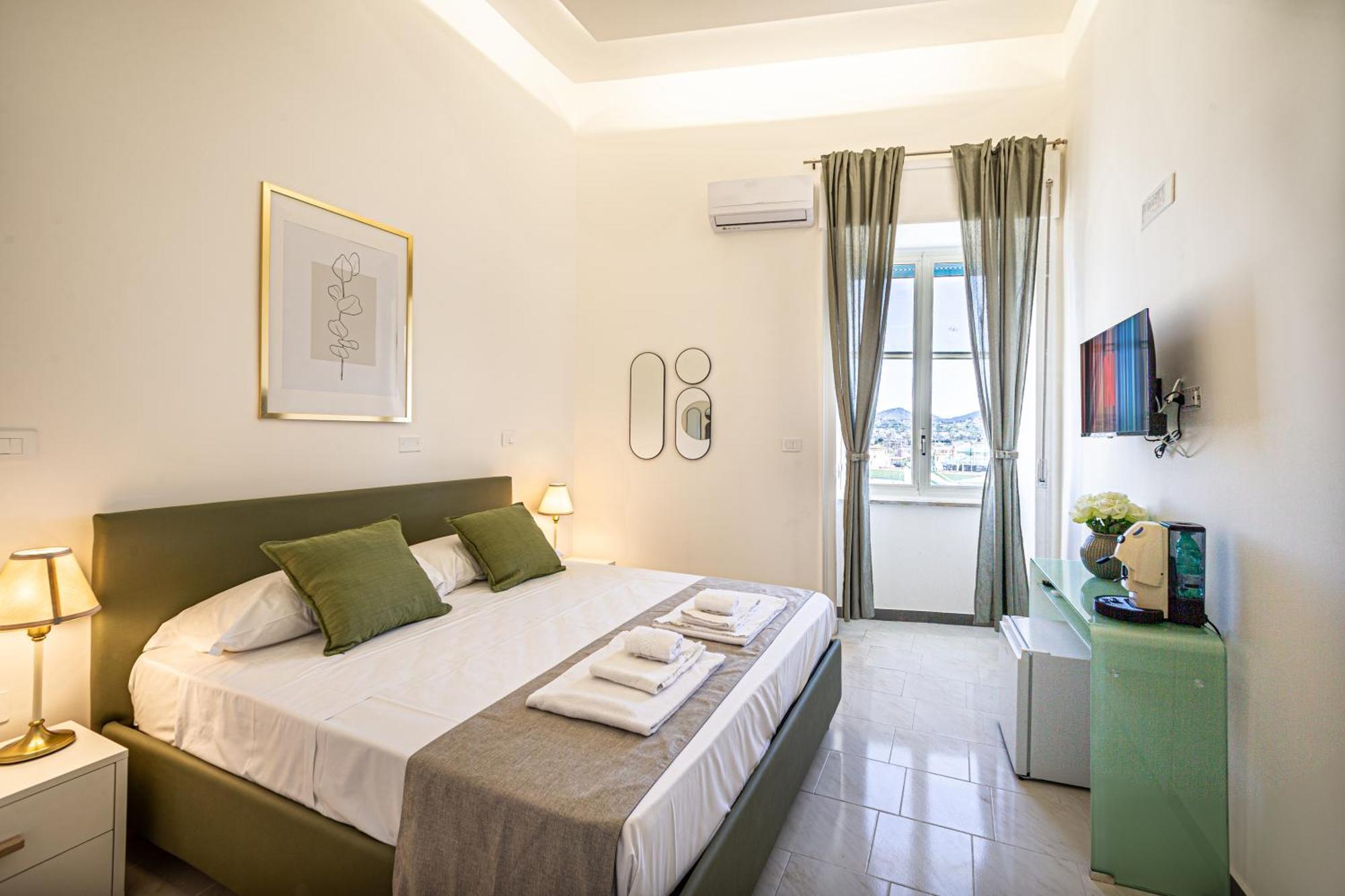 Mh Suites Rooms Apartments Bacoli Extérieur photo