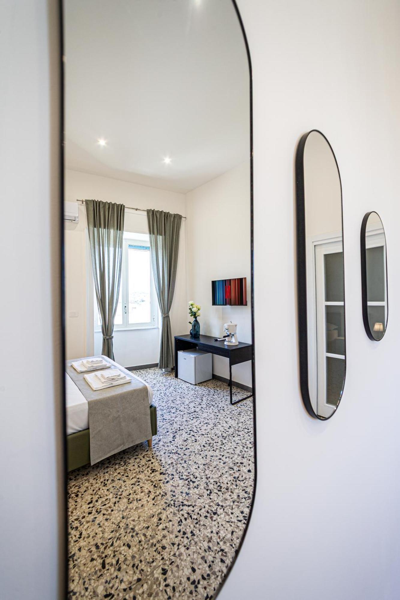 Mh Suites Rooms Apartments Bacoli Extérieur photo