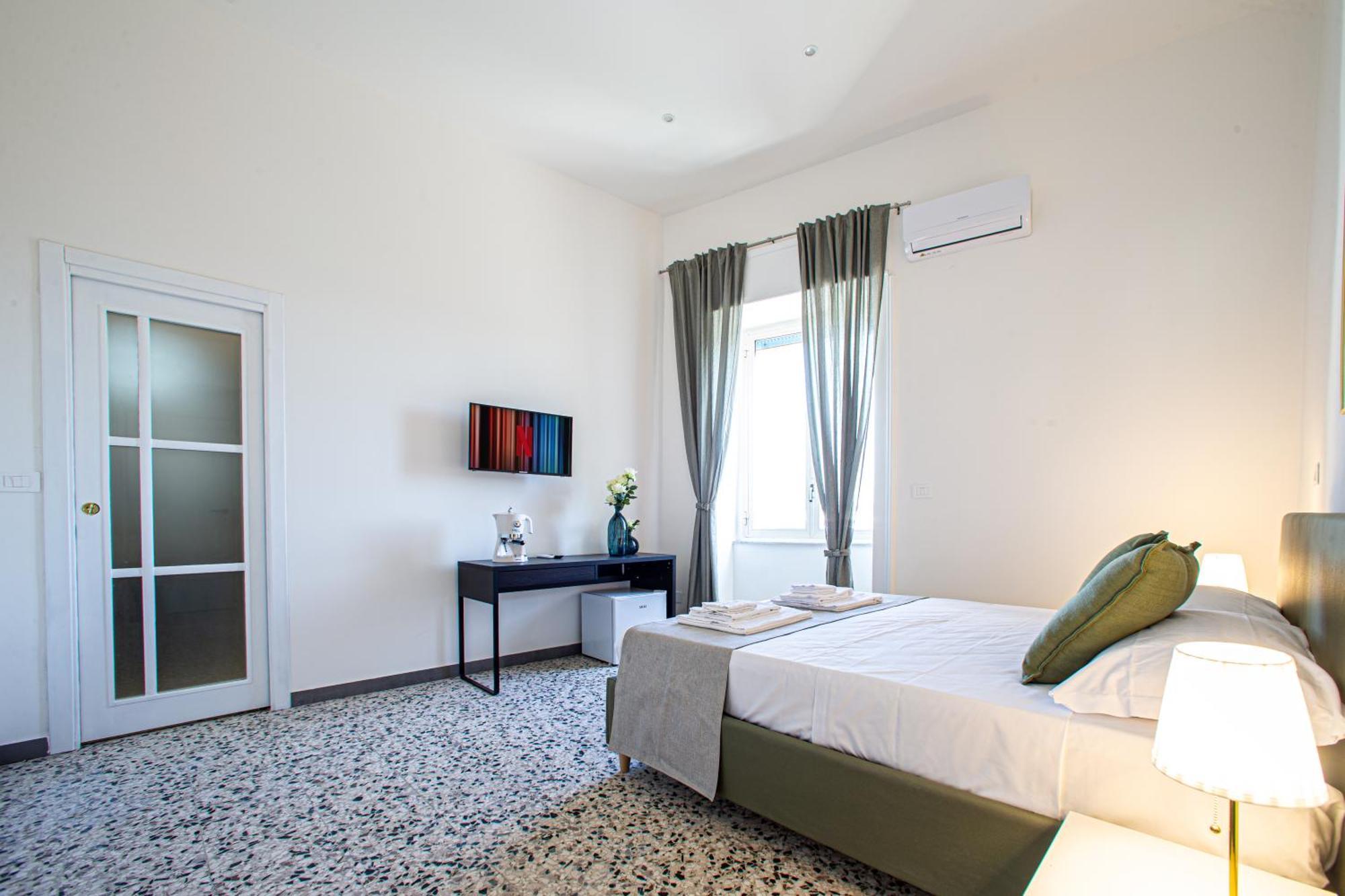 Mh Suites Rooms Apartments Bacoli Extérieur photo
